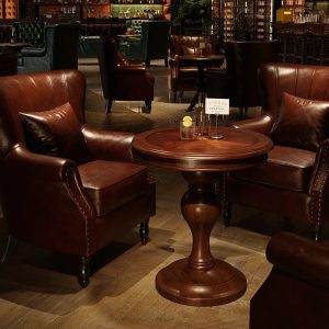 American Retro Bar Chair – Clear Back Single Chair for Small Restaurants and Commercial Bar Settings